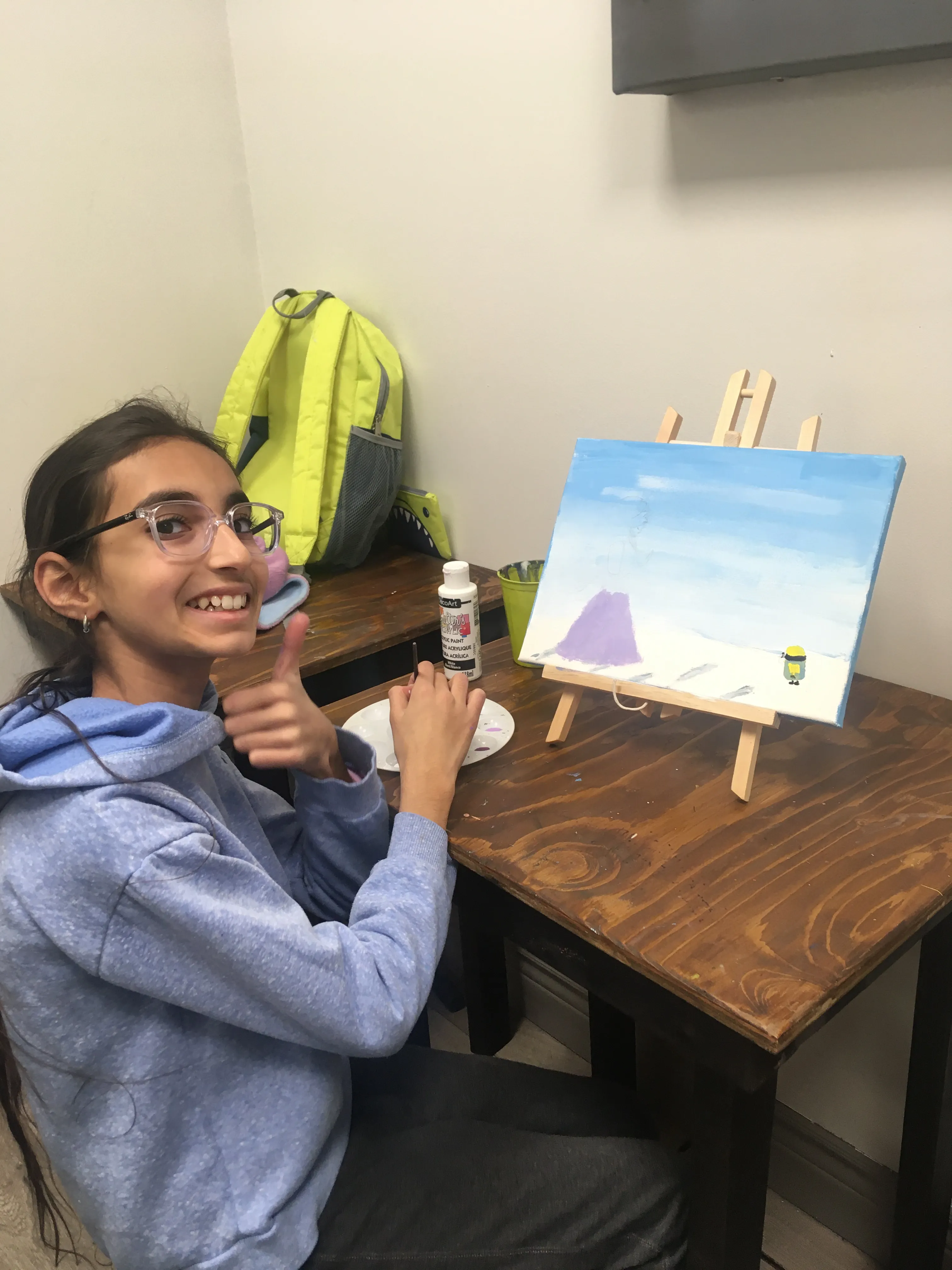 Art student learning acrylic at Synergy Music Academy