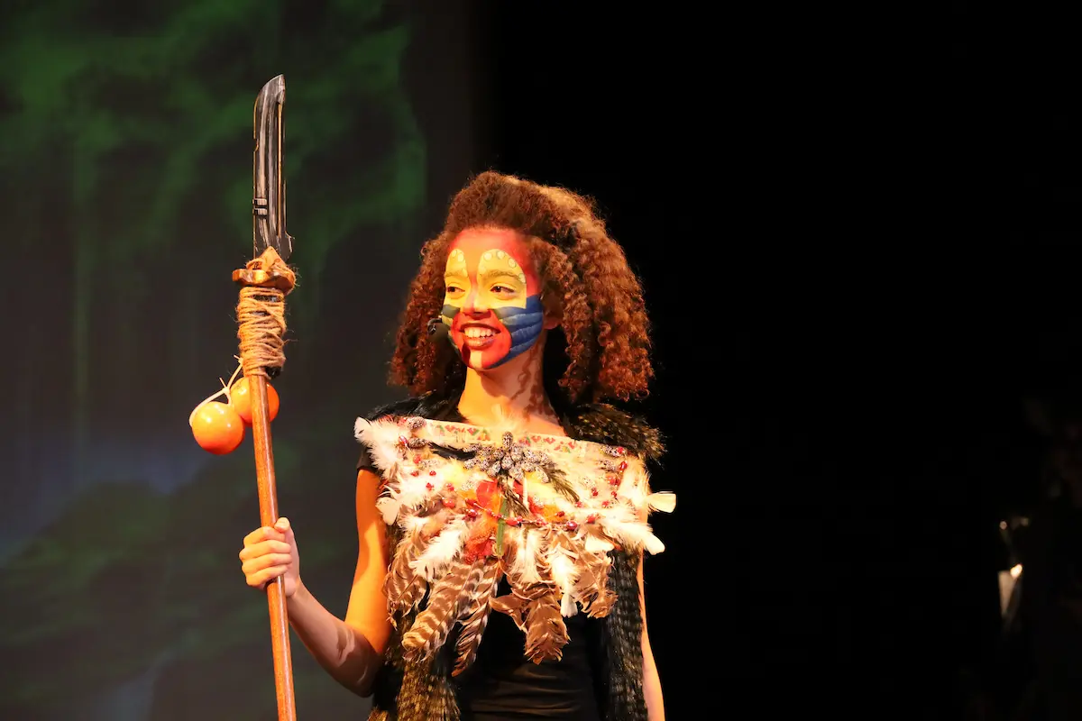 Students learning acting, singing and dance at SYNERGY Theatre Production Program Brampton