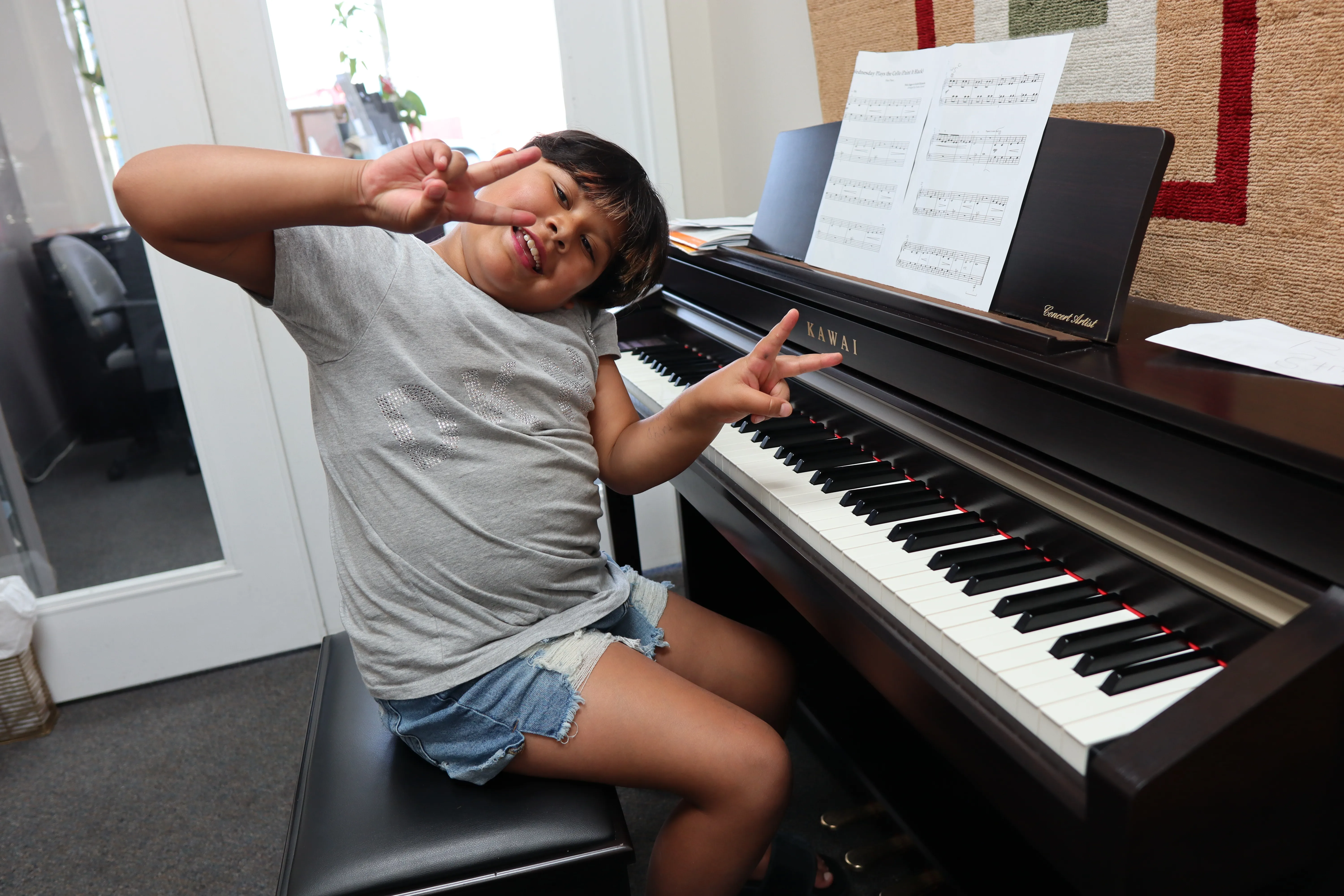 Kids piano lessons at SYNERGY